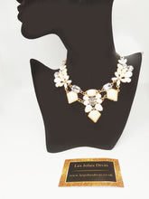 Load image into Gallery viewer, cream statement necklace