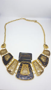 statement necklace