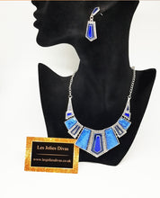 Load image into Gallery viewer, ANITA Necklace set in blue